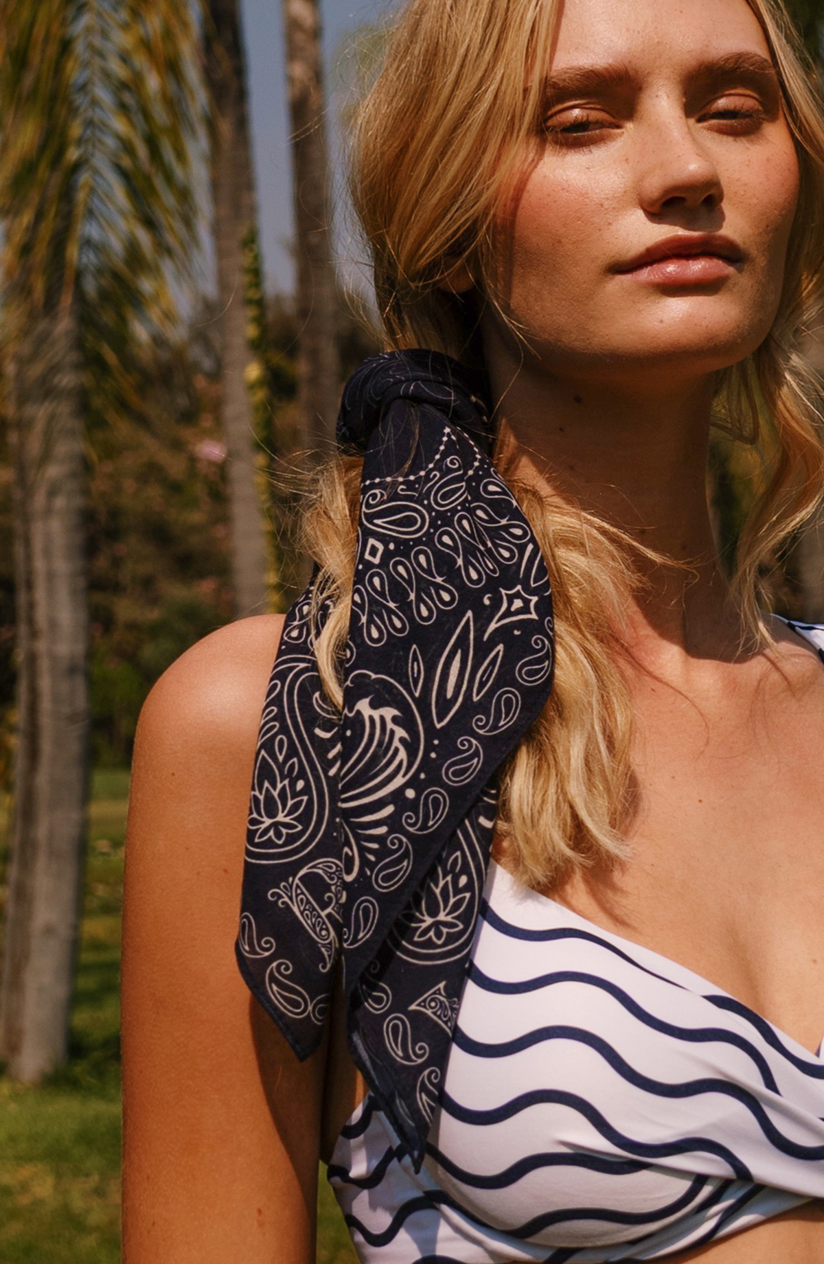 Mascada Olas Paisley , Colección ODISEA