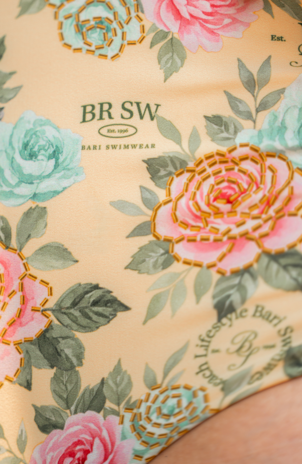Traje Completo Flores , Colección Alquimia