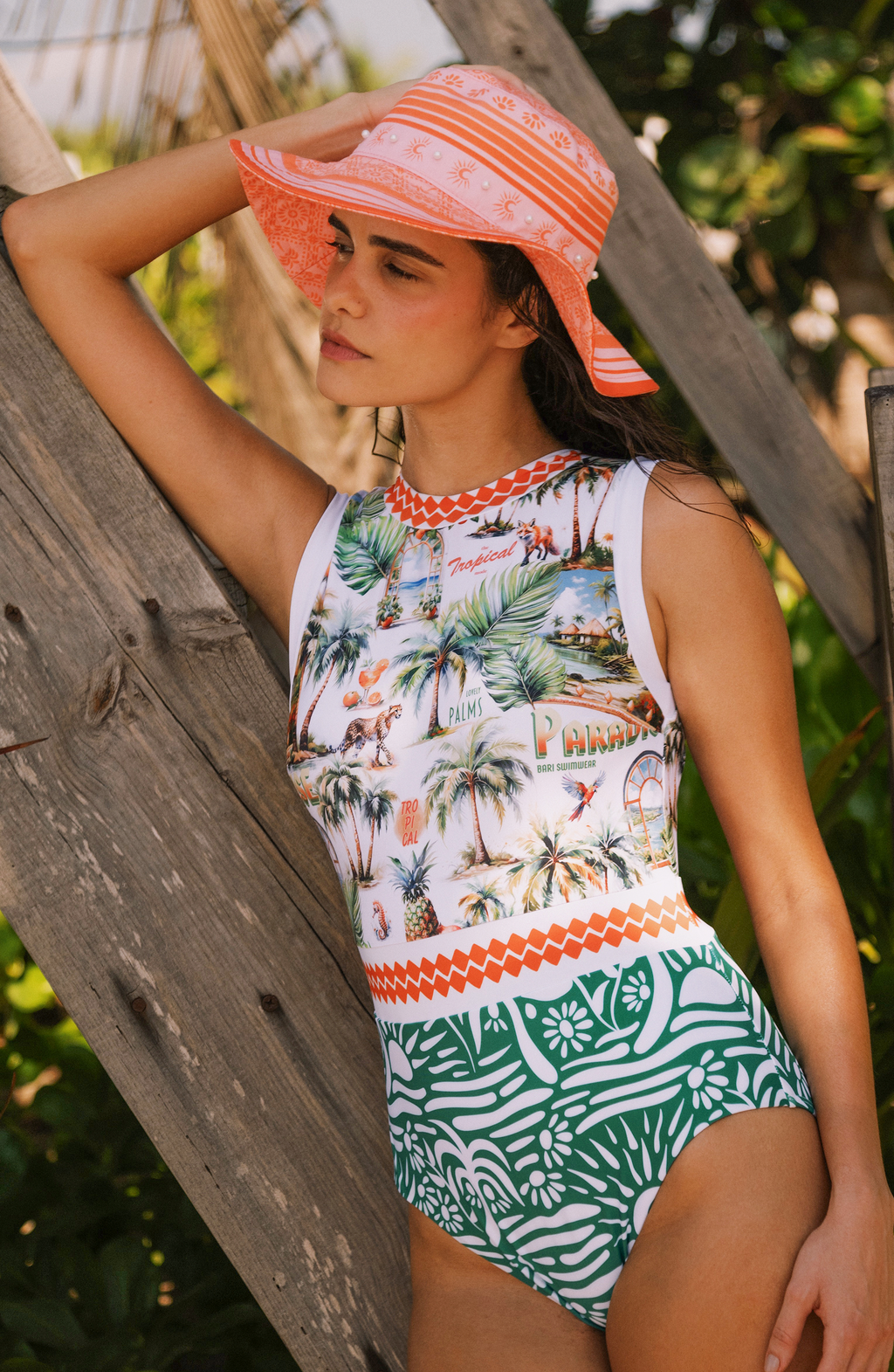 Sombrero Groovy, Colección Pacifico