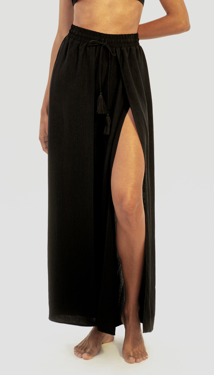 Pantalón Negro Aurora - Bari, los mejores trajes de baño y Bikinis. Diseño y tecnología juntos.