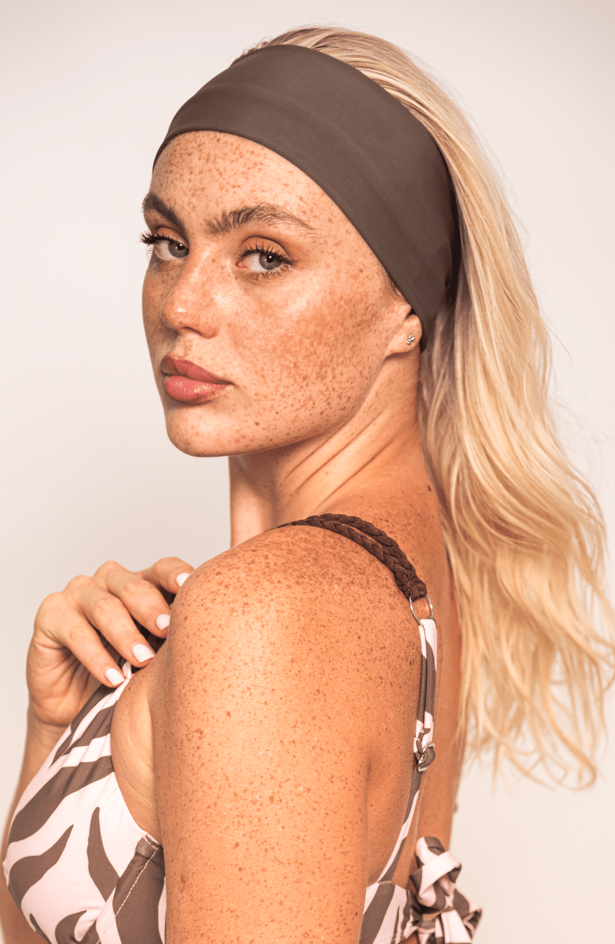 Bandana Café, Colección ODISEA - Bari, los mejores trajes de baño y Bikinis. Diseño y tecnología juntos.