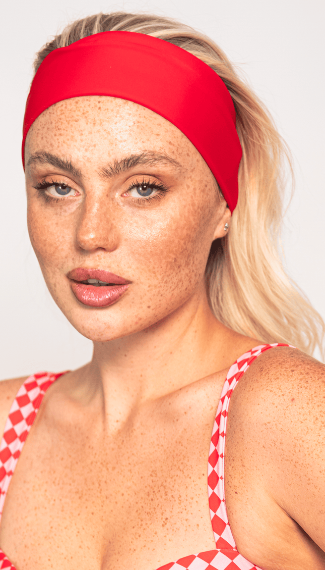 Bandana Roja, Colección Alma Frutal - Bari, los mejores trajes de baño y Bikinis. Diseño y tecnología juntos.