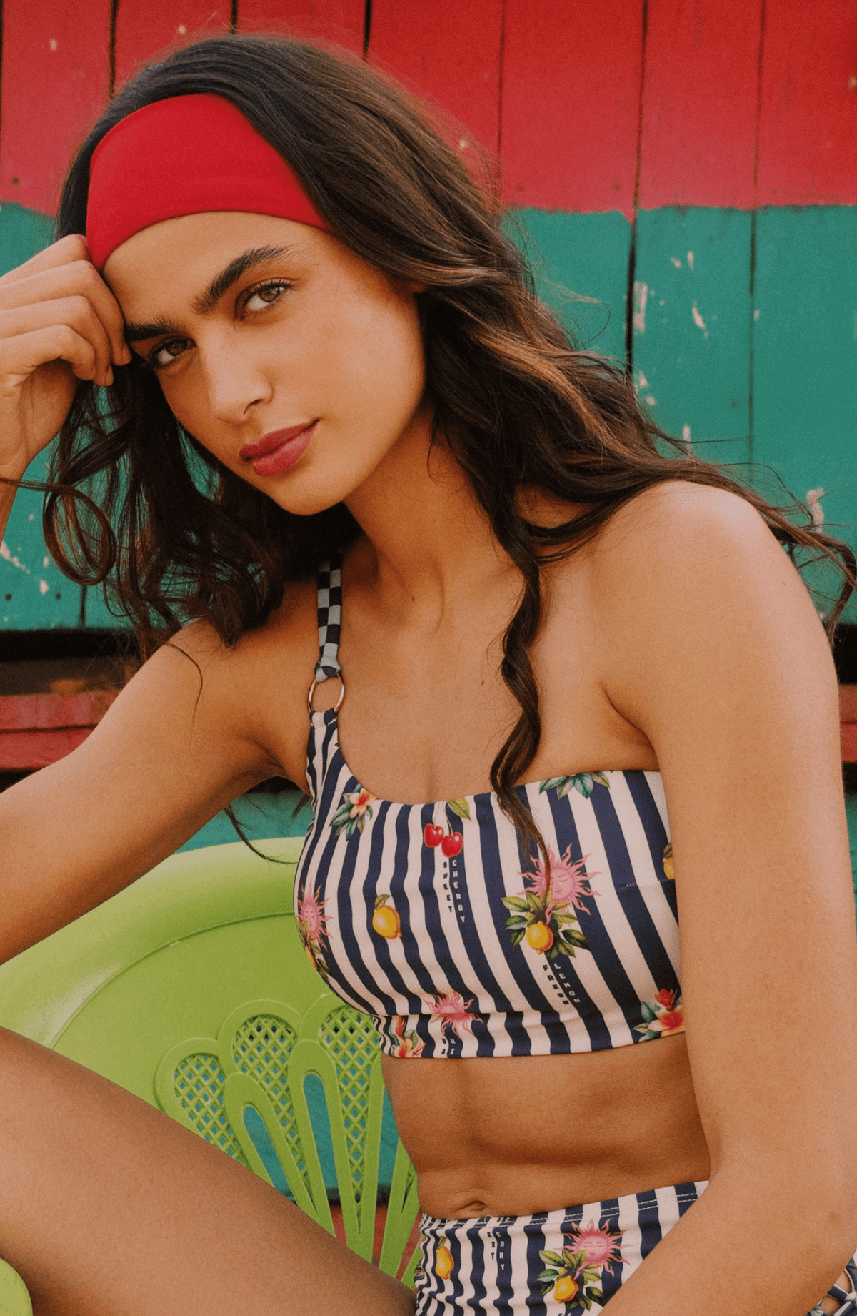 Bandana Roja, Colección Alma Frutal - Bari, los mejores trajes de baño y Bikinis. Diseño y tecnología juntos.