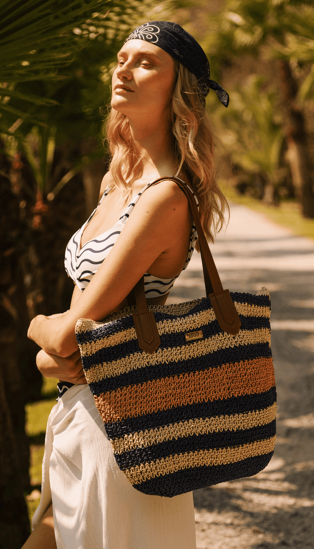 Bolsa de Playa Nautica, Colección ODISEA - Bari, los mejores trajes de baño y Bikinis. Diseño y tecnología juntos.