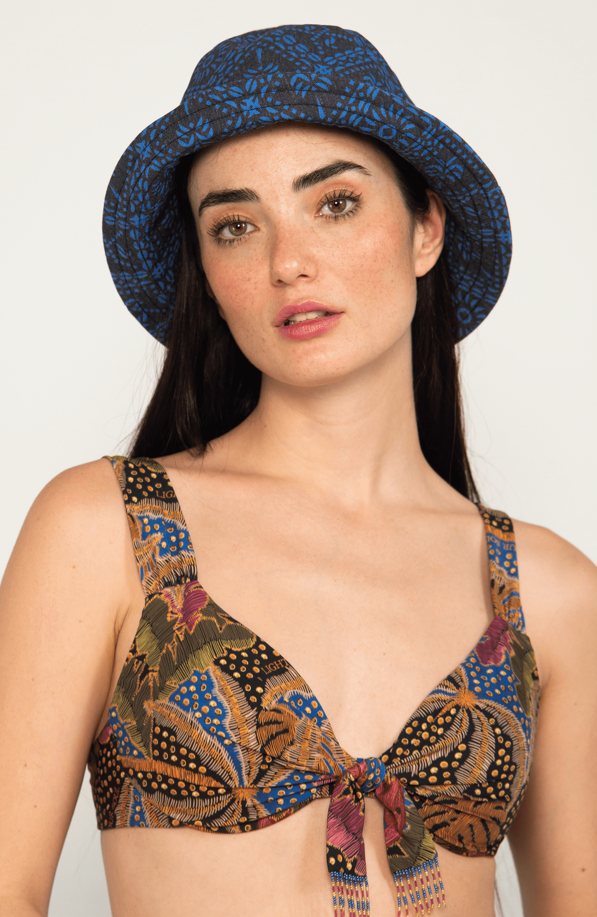 Bucket Hat Alebrijes, Colección Selva de Bari Swimwear - Bari, los mejores trajes de baño y Bikinis. Diseño y tecnología juntos.