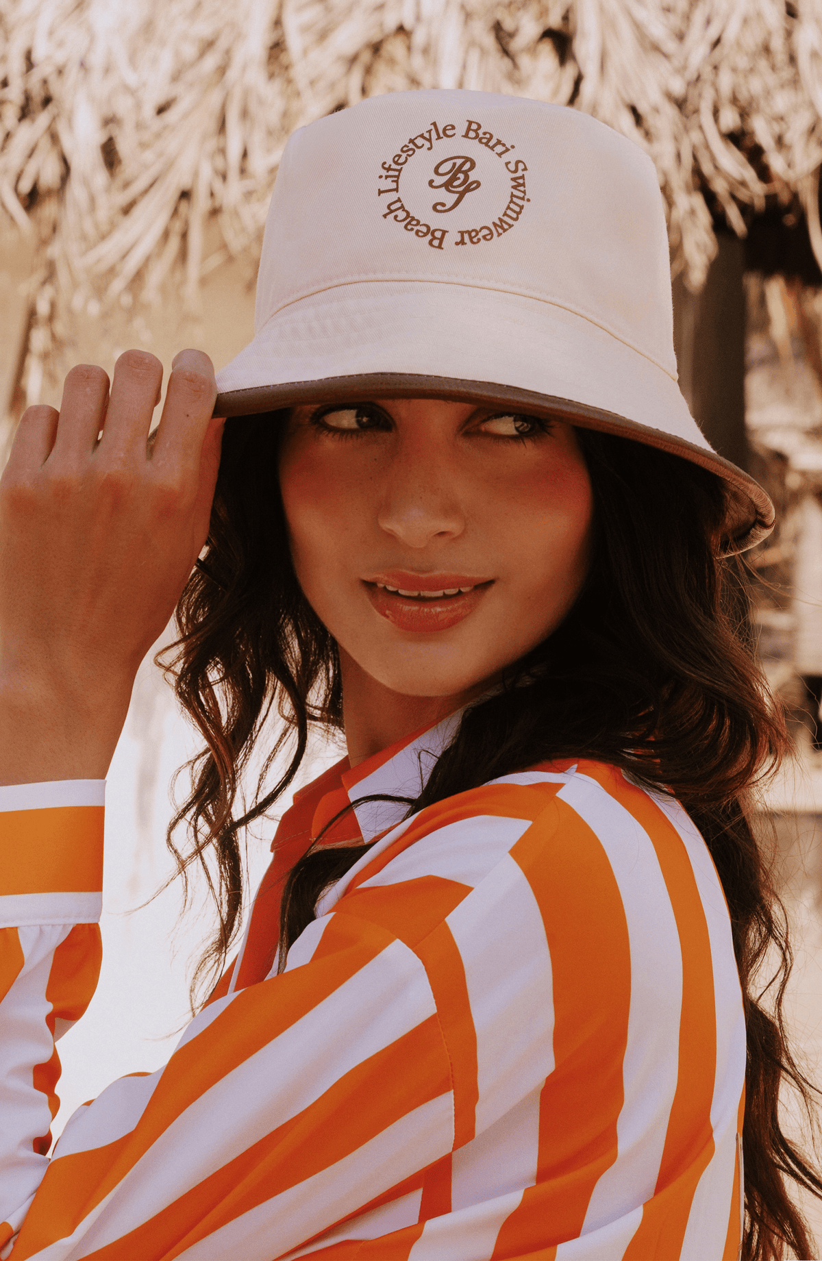 Bucket Hat , Colección ODISEA - Bari, los mejores trajes de baño y Bikinis. Diseño y tecnología juntos.