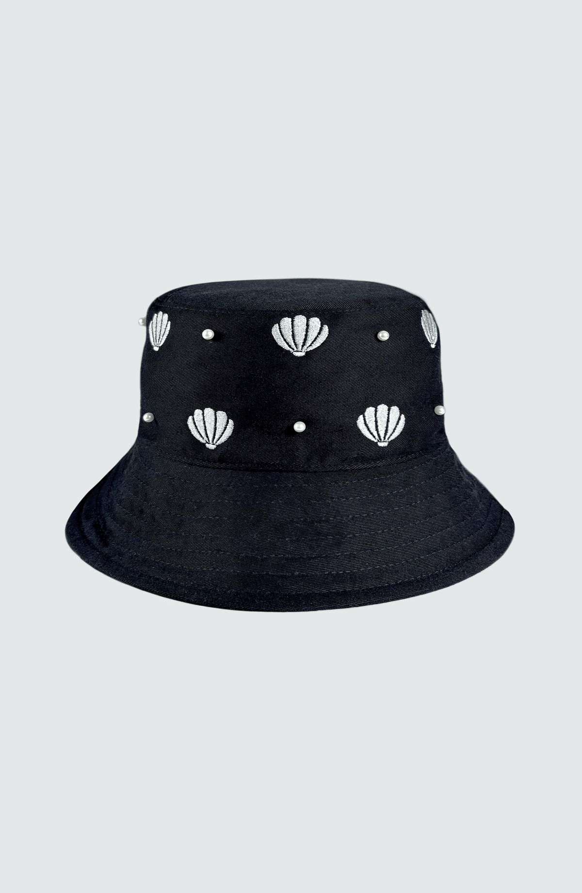 Bucket Hat Conchas Midnight, Colección Pacifico - Bari, los mejores trajes de baño y Bikinis. Diseño y tecnología juntos.