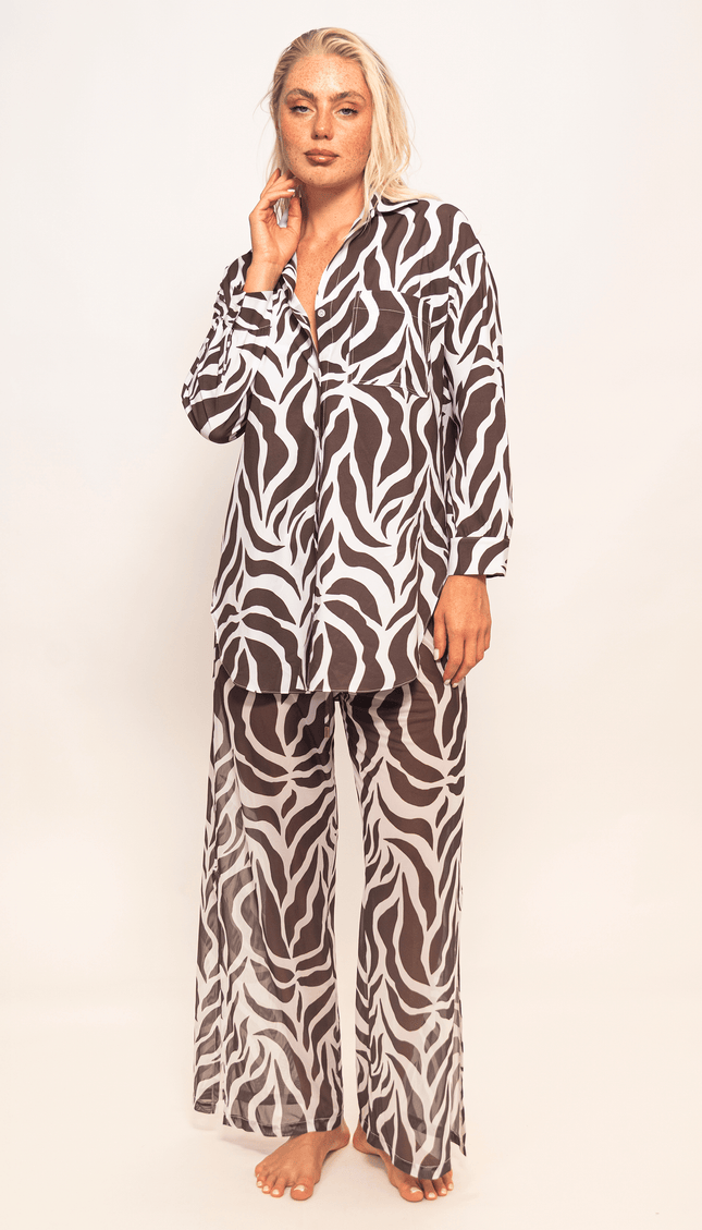 Camisa Manga Larga Animal Print, Colección ODISEA - Bari, los mejores trajes de baño y Bikinis. Diseño y tecnología juntos.