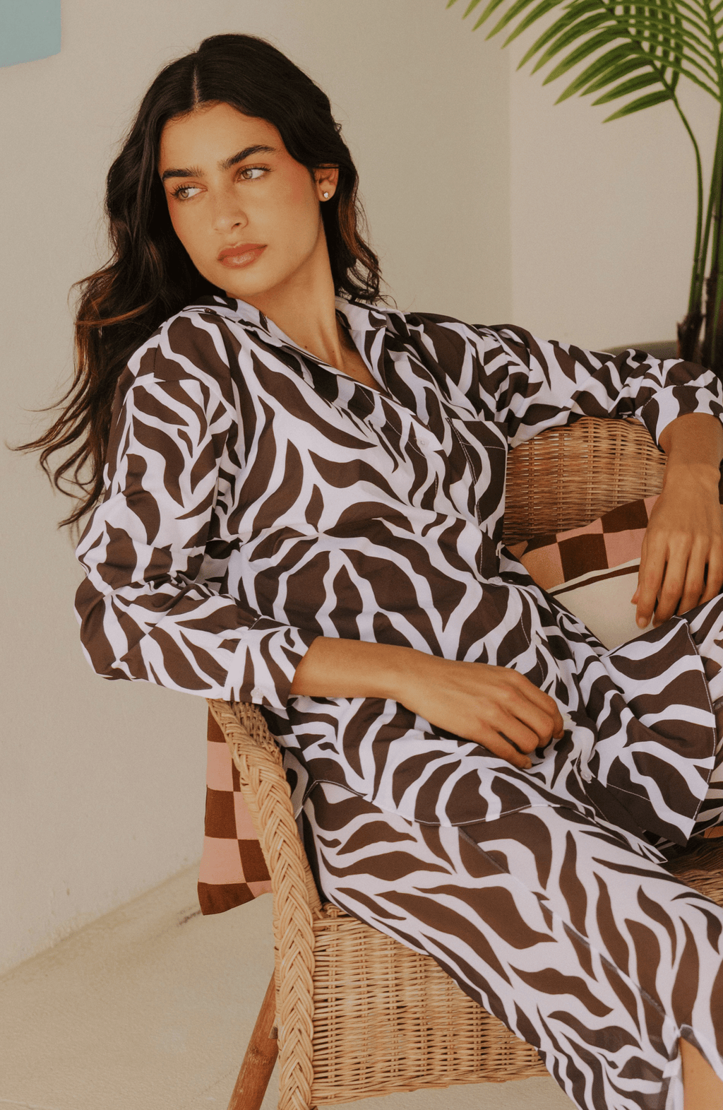 Camisa Manga Larga Animal Print, Colección ODISEA - Bari, los mejores trajes de baño y Bikinis. Diseño y tecnología juntos.