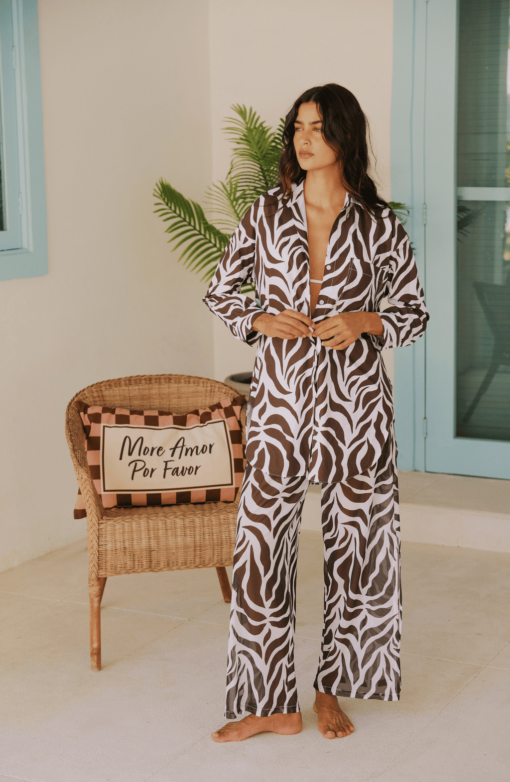 Camisa Manga Larga Animal Print, Colección ODISEA - Bari, los mejores trajes de baño y Bikinis. Diseño y tecnología juntos.