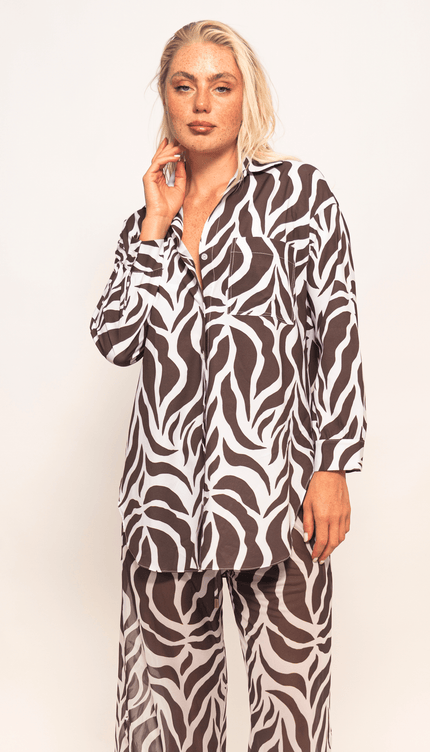 Camisa Manga Larga Animal Print, Colección ODISEA - Bari, los mejores trajes de baño y Bikinis. Diseño y tecnología juntos.