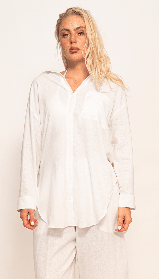 Camisa Manga Larga Blanca Lino, Colección ODISEA - Bari, los mejores trajes de baño y Bikinis. Diseño y tecnología juntos.