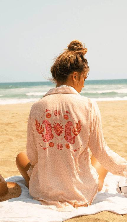 Camisa Manga Larga Estampado Jaguares, Colección Pacifico de Bari Swimwear - Bari, los mejores trajes de baño y Bikinis. Diseño y tecnología juntos.