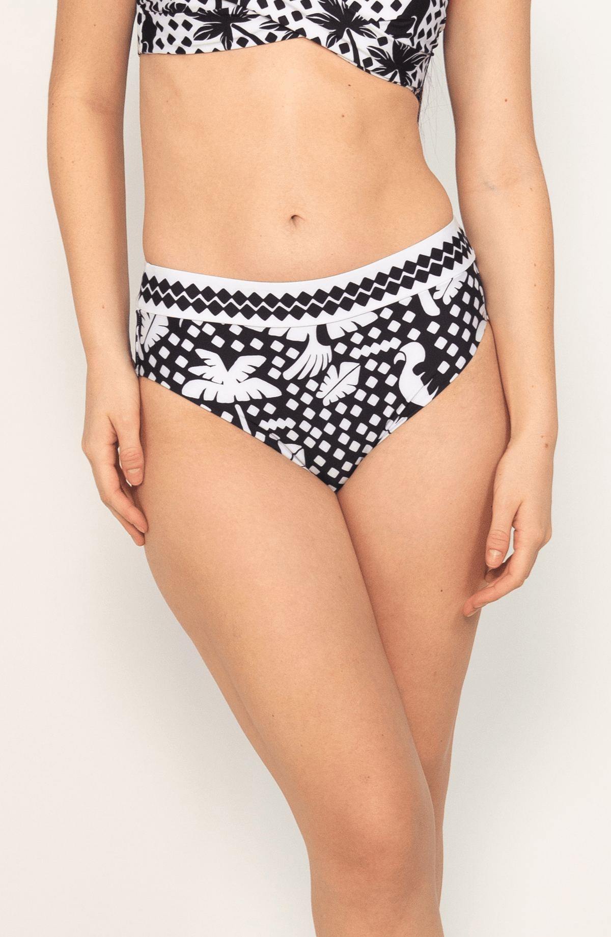 Caribe Selva, Panty Bikini - Bari, los mejores trajes de baño y Bikinis. Diseño y tecnología juntos.