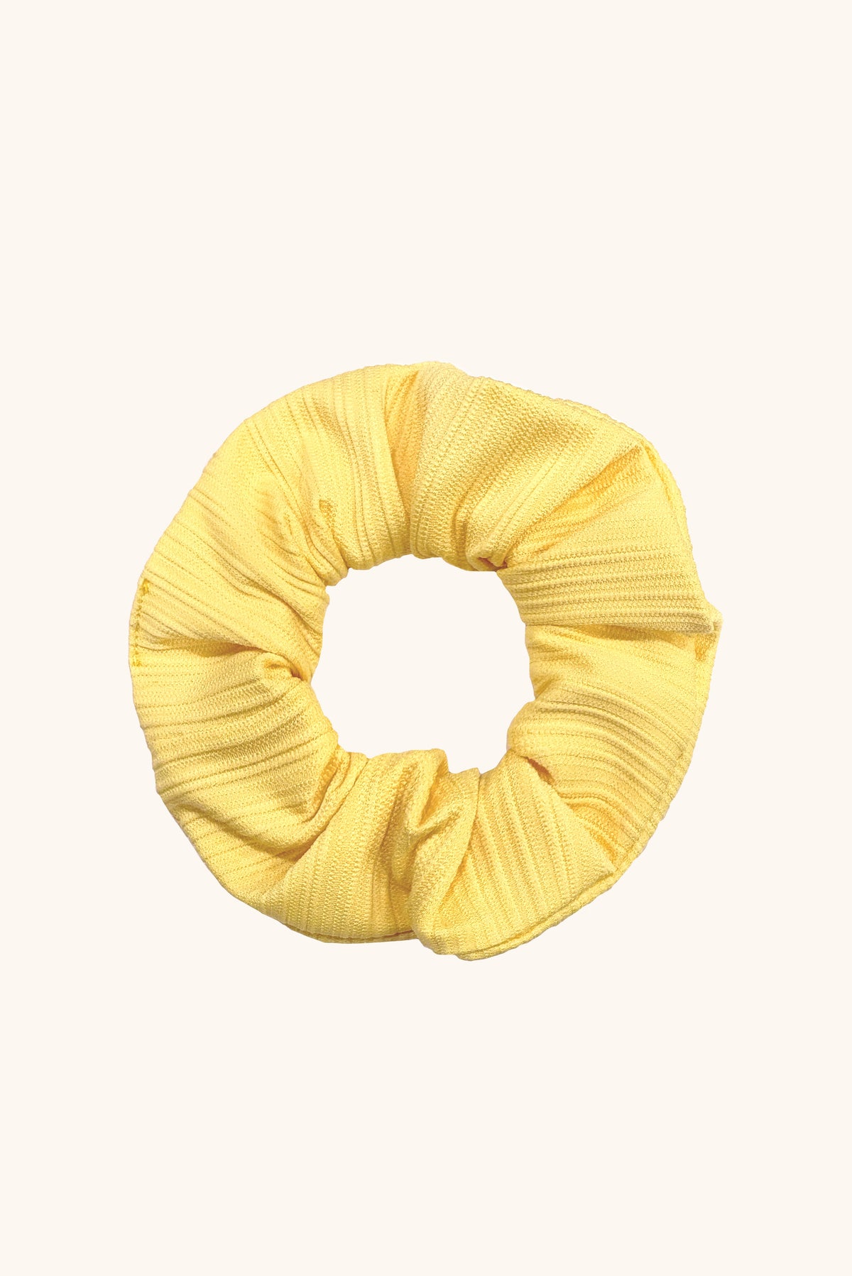 Dona Amarilla, Colección Alquimia - Bari, los mejores trajes de baño y Bikinis. Diseño y tecnología juntos.
