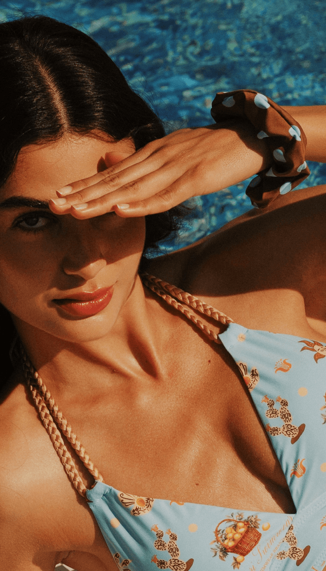 Dona Polka Dots, Colección ODISEA - Bari, los mejores trajes de baño y Bikinis. Diseño y tecnología juntos.