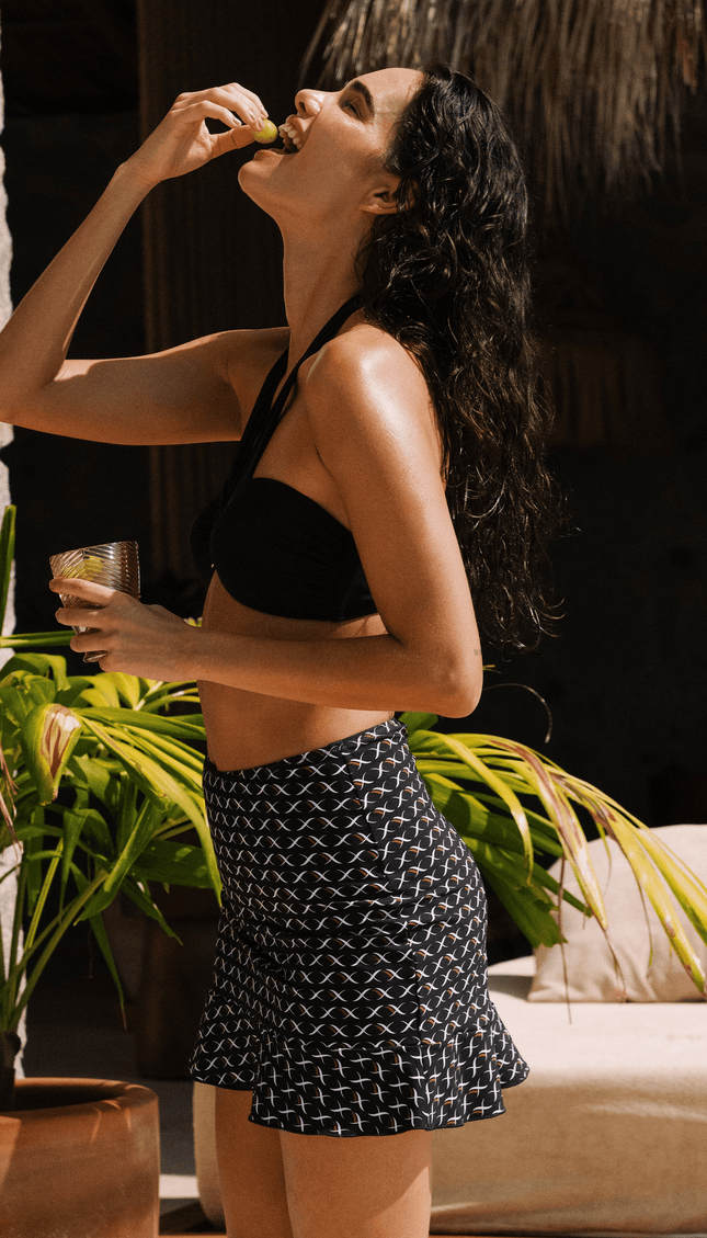 Falda con Panty Cocoa, Colección Pacífico - Bari, los mejores trajes de baño y Bikinis. Diseño y tecnología juntos.