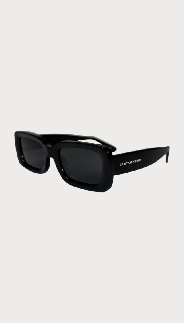 Lentes de Sol UV Negro - Bari, los mejores trajes de baño y Bikinis. Diseño y tecnología juntos.