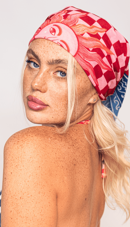 Mascada Estampada Cuadros, Colección Alma Frutal - Bari, los mejores trajes de baño y Bikinis. Diseño y tecnología juntos.