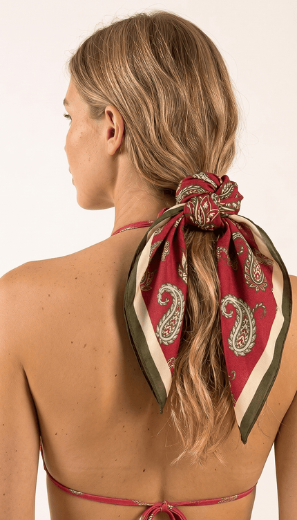 Mascada Paisley , Colección ODISEA sin precio - Bari, los mejores trajes de baño y Bikinis. Diseño y tecnología juntos.