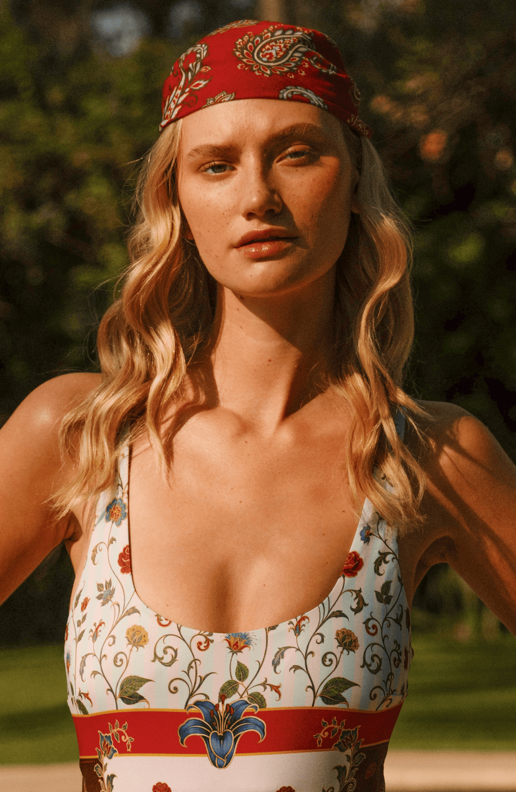 Mascada Paisley , Colección ODISEA sin precio - Bari, los mejores trajes de baño y Bikinis. Diseño y tecnología juntos.