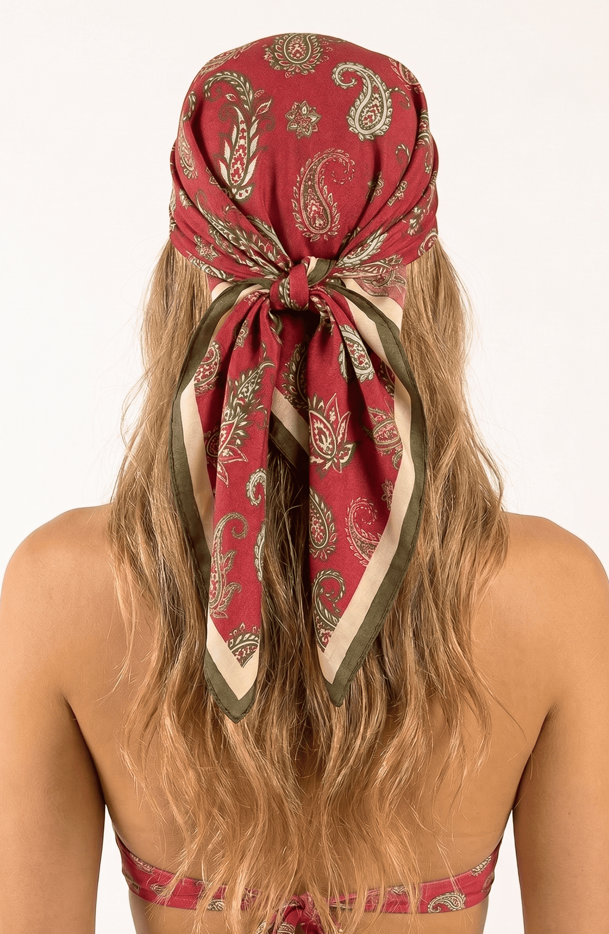 Mascada Paisley , Colección ODISEA sin precio - Bari, los mejores trajes de baño y Bikinis. Diseño y tecnología juntos.