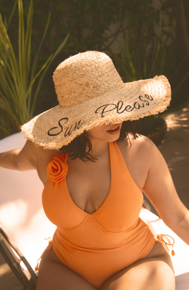 Naranja Essentials Danzante, Traje de Baño Completo Flor - Bari, los mejores trajes de baño y Bikinis. Diseño y tecnología juntos.