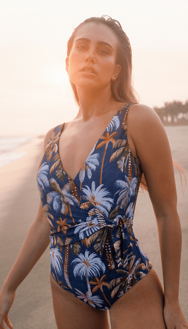 Palmeras Selva , Traje Completo - Bari, los mejores trajes de baño y Bikinis. Diseño y tecnología juntos.