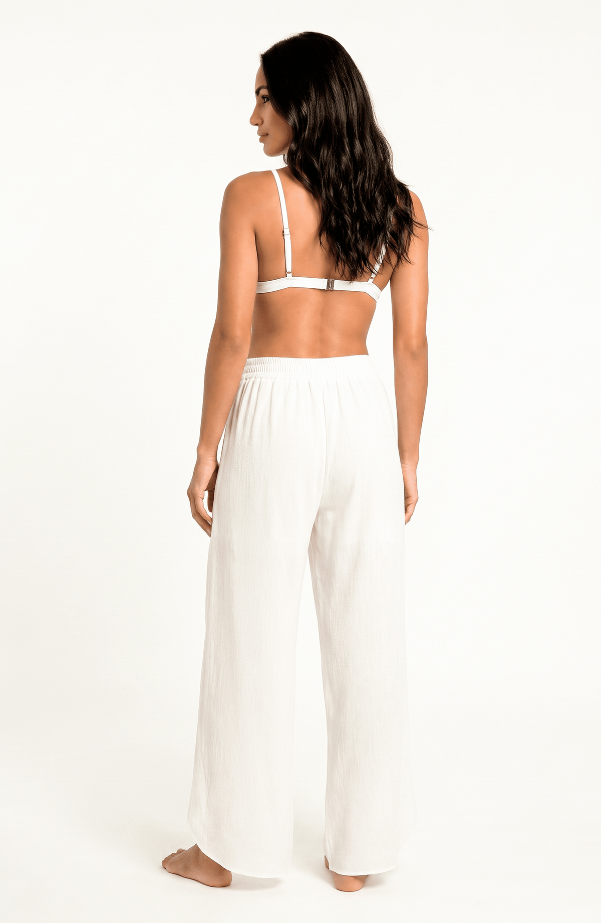Pantalón Blanco, Colección Alquimia - Bari, los mejores trajes de baño y Bikinis. Diseño y tecnología juntos.