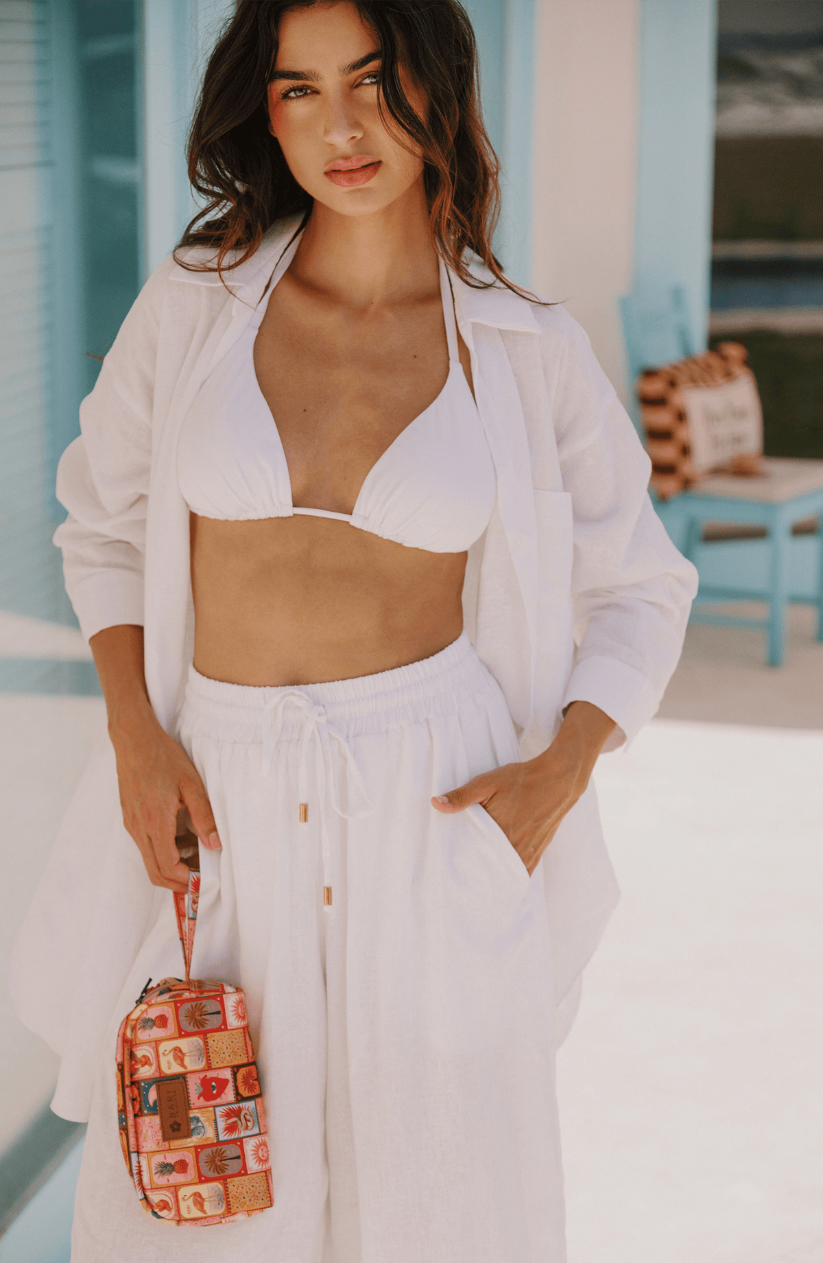 Pantalón Blanco Lino, Colección ODISEA - Bari, los mejores trajes de baño y Bikinis. Diseño y tecnología juntos.