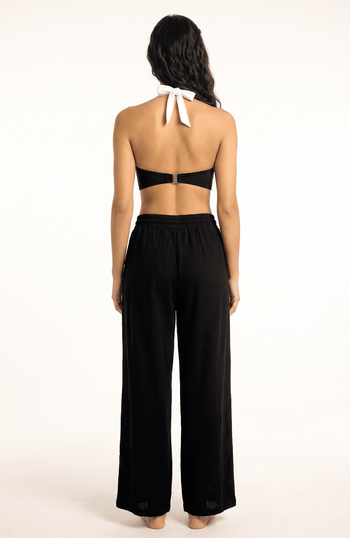 Pantalón Negro, Colección ODISEA - Bari, los mejores trajes de baño y Bikinis. Diseño y tecnología juntos.