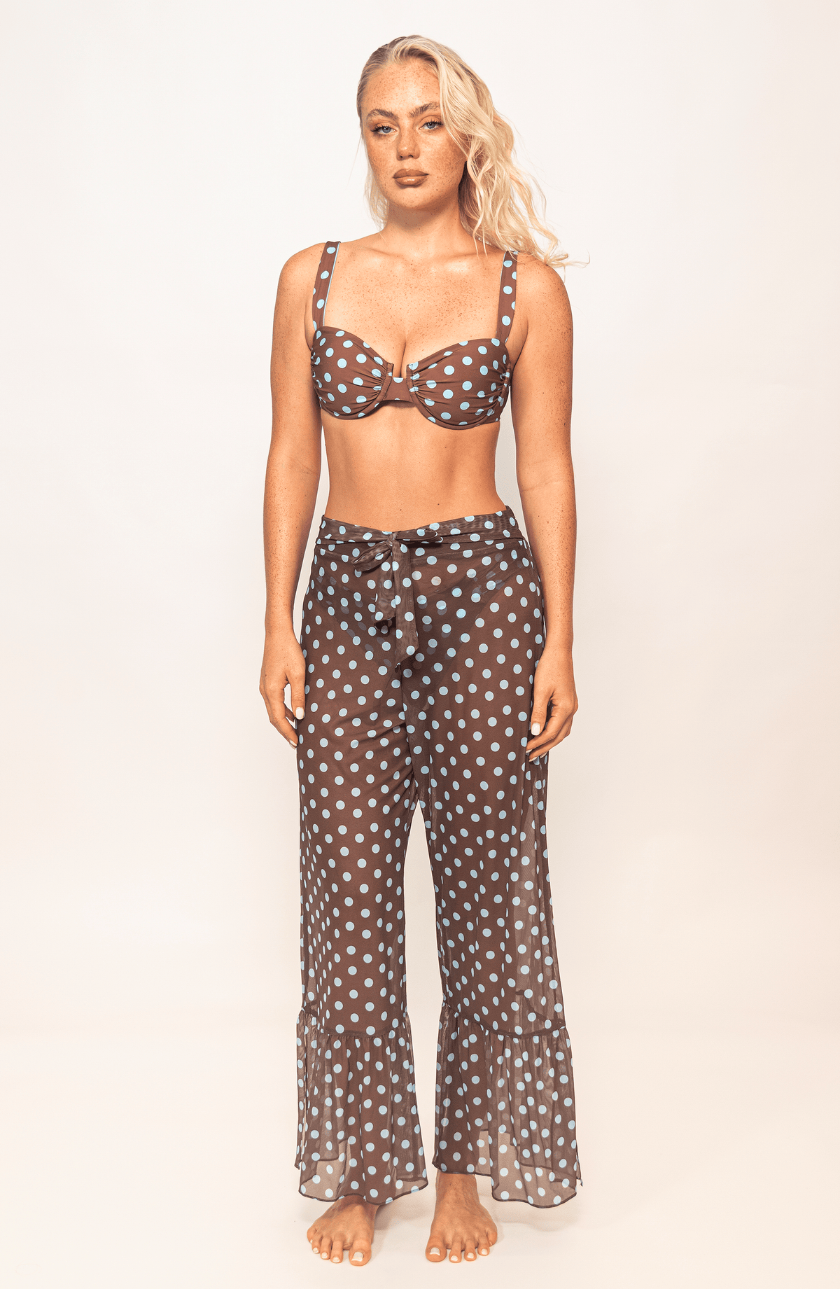 Pantalón Polka Dots, Colección ODISEA - Bari, los mejores trajes de baño y Bikinis. Diseño y tecnología juntos.