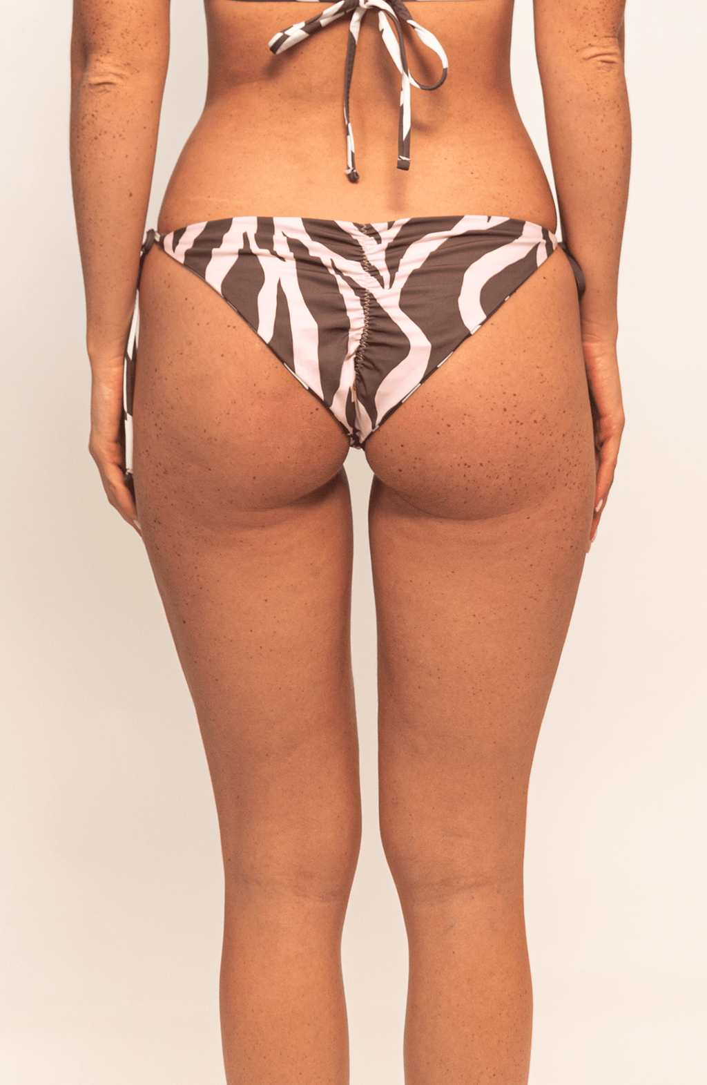Panty de Bikini Animal Print Reversible, Colección ODISEA - Bari, los mejores trajes de baño y Bikinis. Diseño y tecnología juntos.