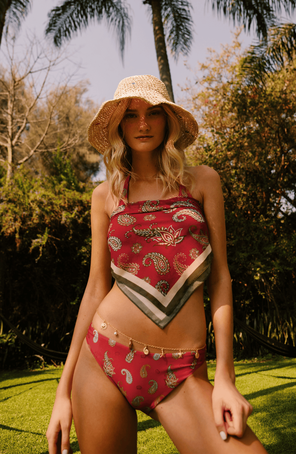 Panty de Bikini Paisley, Colección ODISEA - Bari, los mejores trajes de baño y Bikinis. Diseño y tecnología juntos.