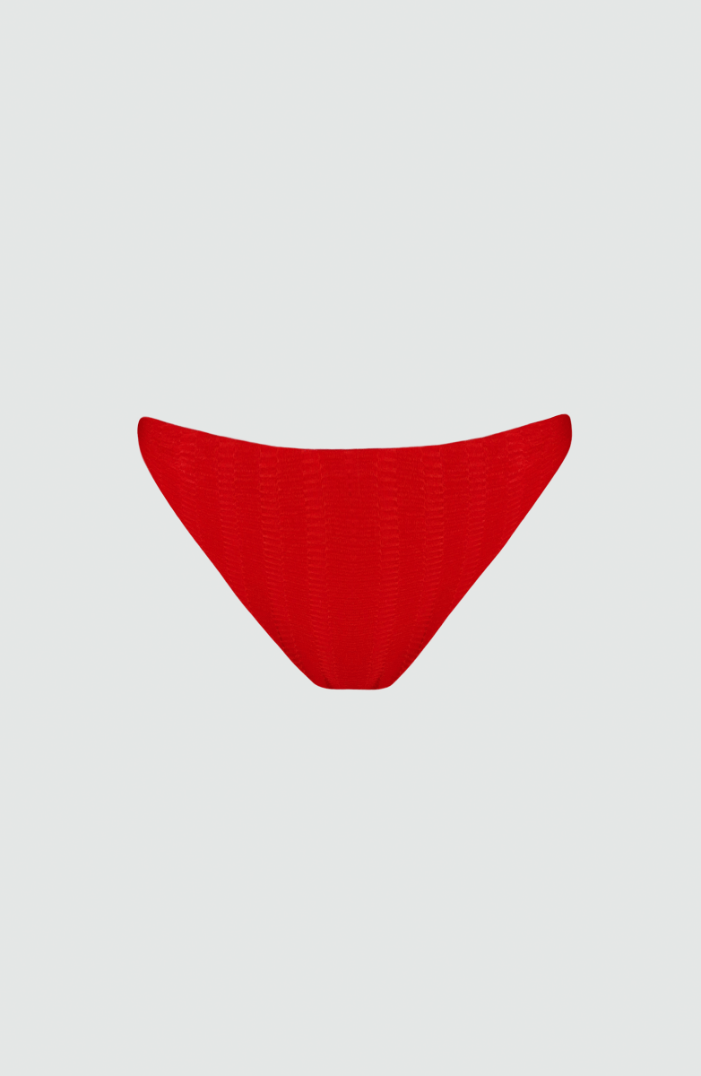 Panty Normal Bikini Rojo Bailando Entre Palmas - Bari, los mejores trajes de baño y Bikinis. Diseño y tecnología juntos.