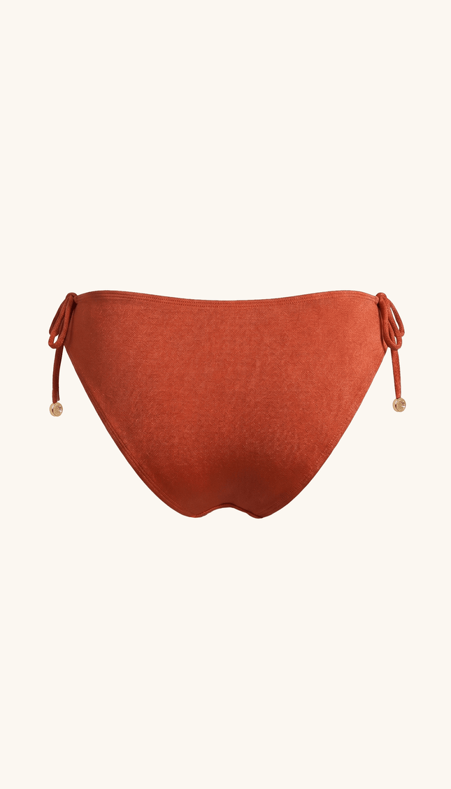 Panty Normal de Bikini Ocre , Colección Alquimia - Bari, los mejores trajes de baño y Bikinis. Diseño y tecnología juntos.
