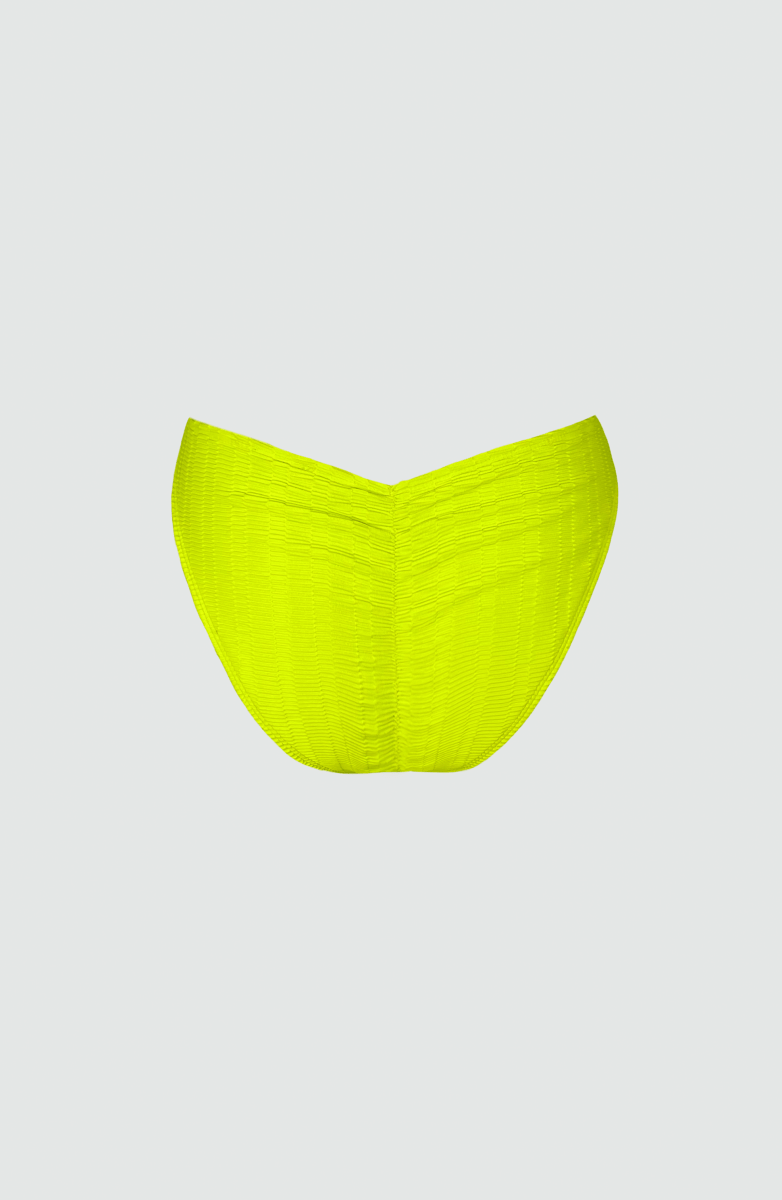 Panty Normal Plisada Bikini Verde Bailando Entre Palmas - Bari, los mejores trajes de baño y Bikinis. Diseño y tecnología juntos.