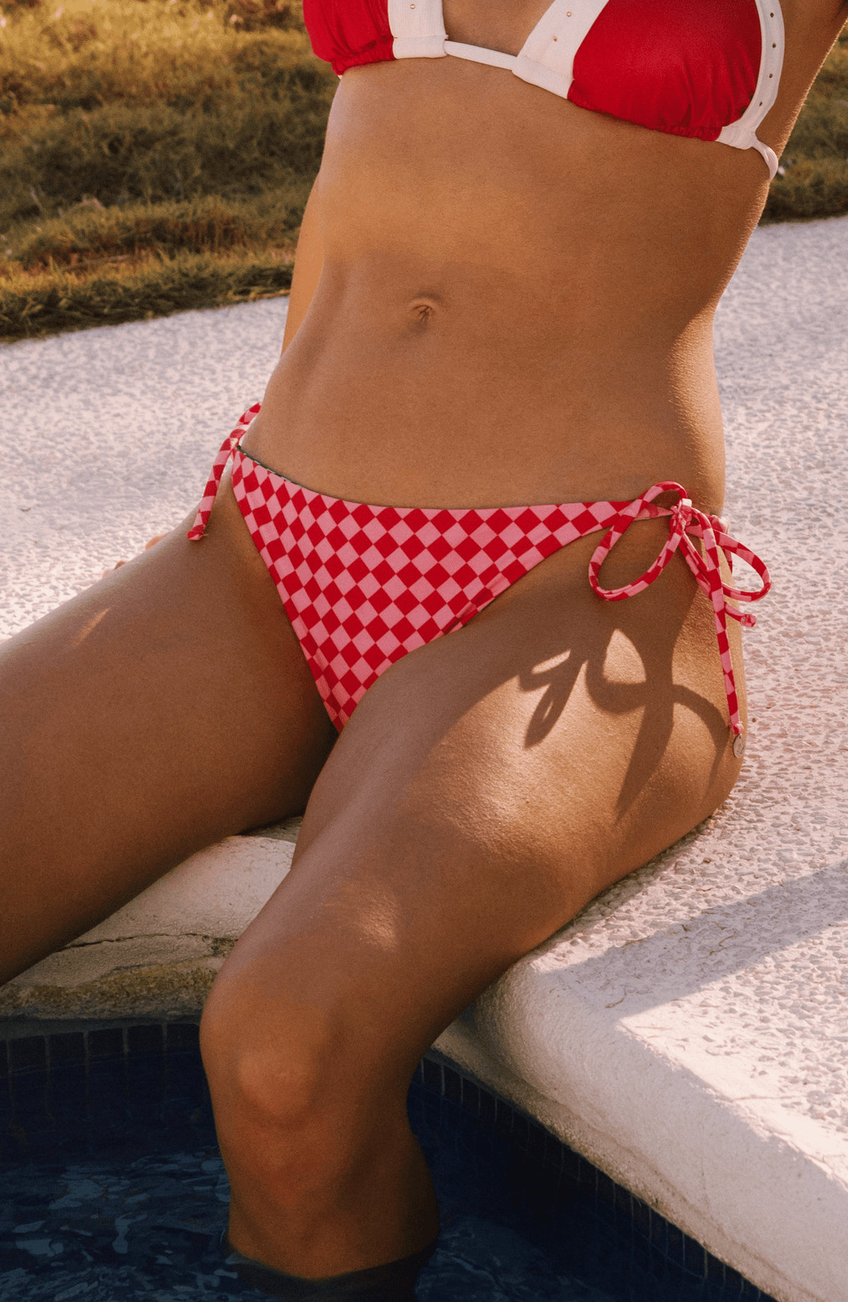 Panty Reversible de Bikini , Colección Alma Frutal - Bari, los mejores trajes de baño y Bikinis. Diseño y tecnología juntos.
