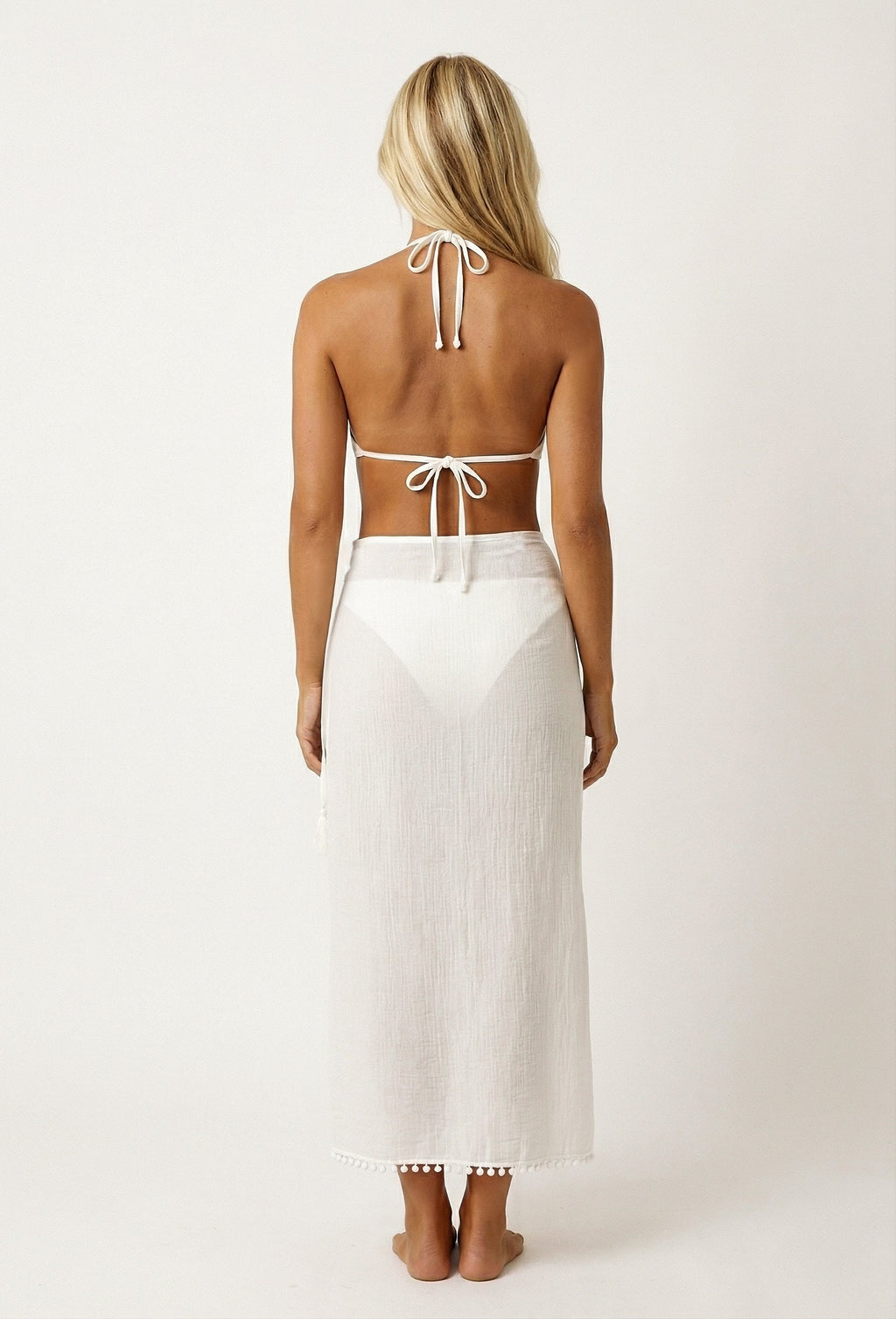 Pareo Blanco, Colección ODISEA - Bari, los mejores trajes de baño y Bikinis. Diseño y tecnología juntos.