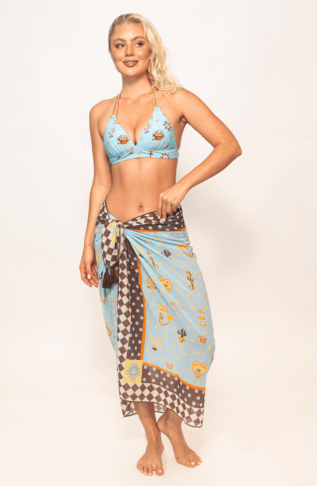 Pareo Campirana , Colección ODISEA - Bari, los mejores trajes de baño y Bikinis. Diseño y tecnología juntos.