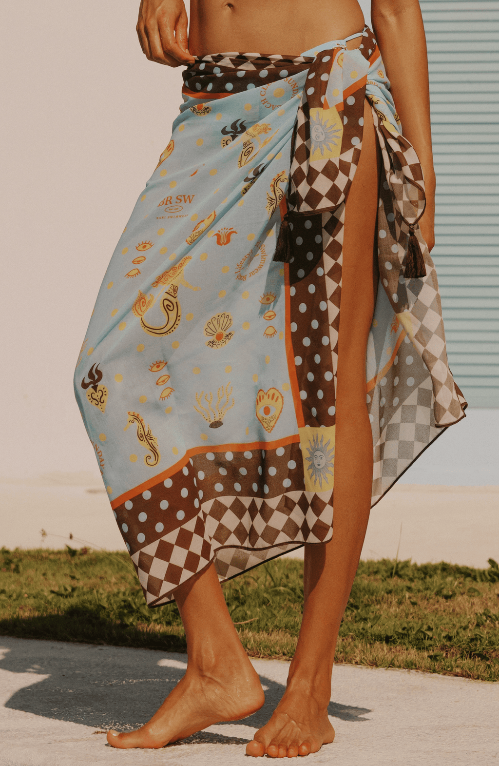 Pareo Campirana , Colección ODISEA - Bari, los mejores trajes de baño y Bikinis. Diseño y tecnología juntos.
