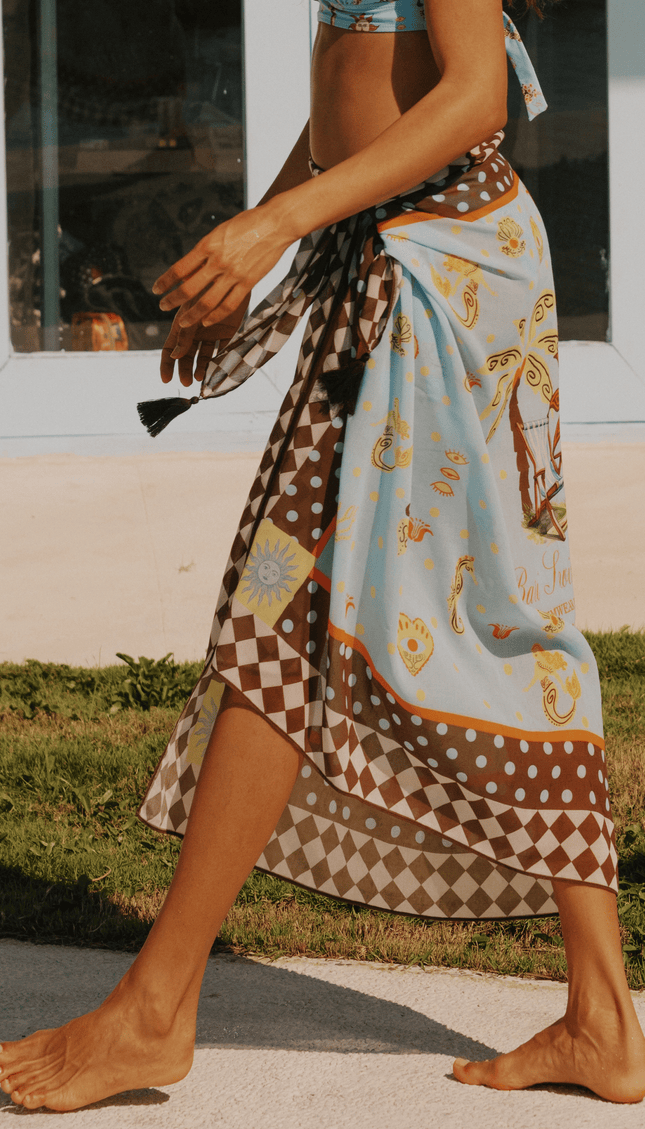 Pareo Campirana , Colección ODISEA - Bari, los mejores trajes de baño y Bikinis. Diseño y tecnología juntos.
