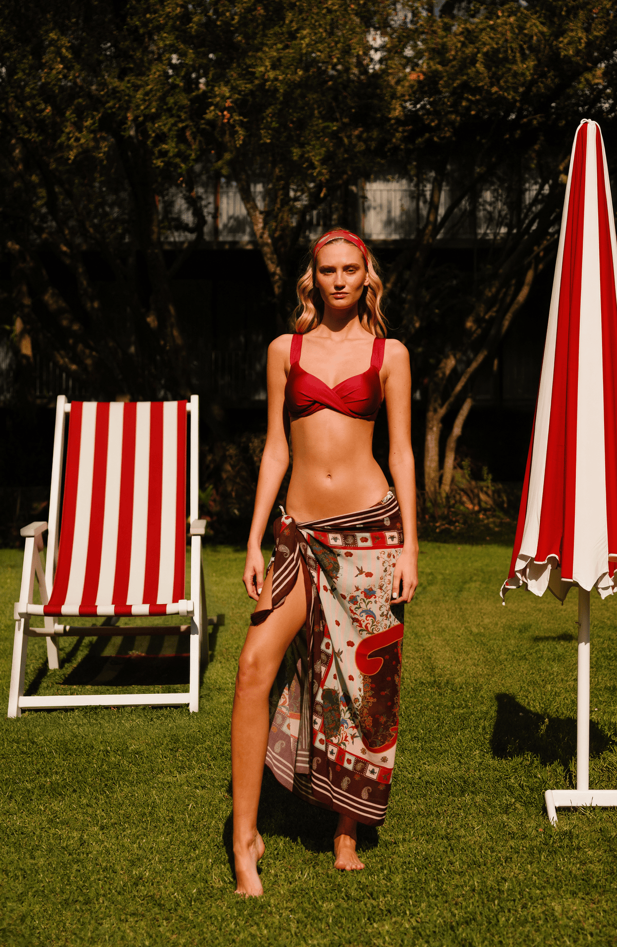 Pareo Estampado Paisley, Colección ODISEA - Bari, los mejores trajes de baño y Bikinis. Diseño y tecnología juntos.