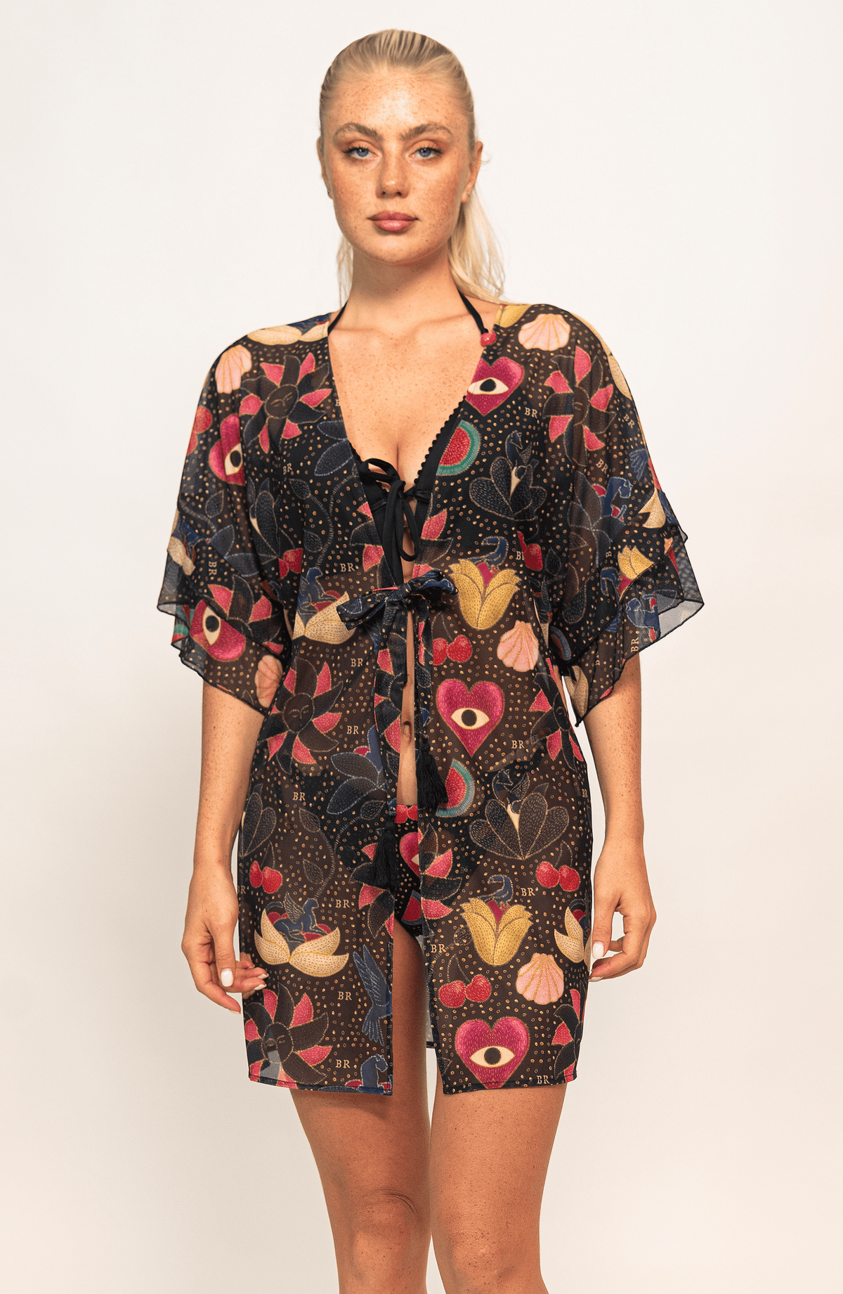 Salida de Playa , Colección Alma Frutal - Bari, los mejores trajes de baño y Bikinis. Diseño y tecnología juntos.
