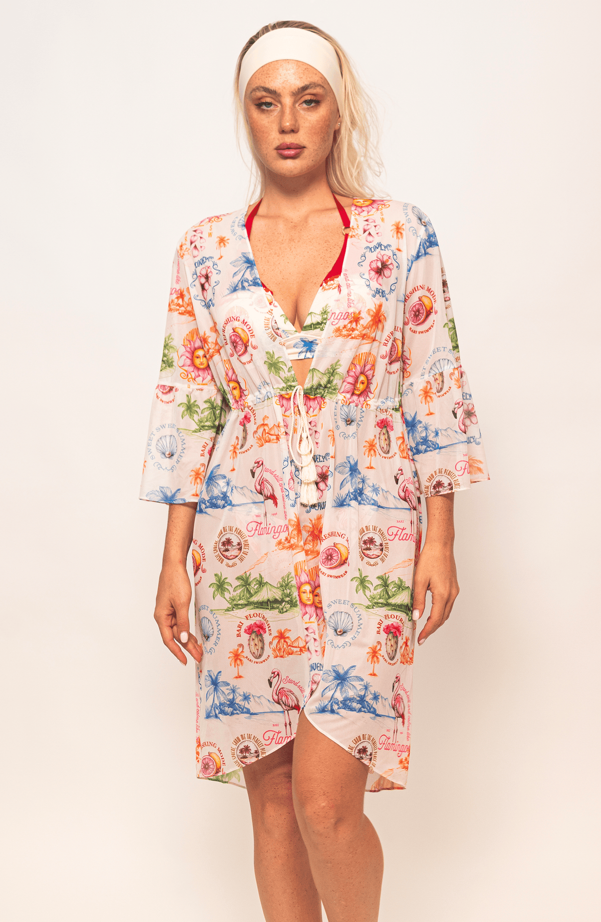 Salida de Playa Tropical , Colección Alma Frutal - Bari, los mejores trajes de baño y Bikinis. Diseño y tecnología juntos.