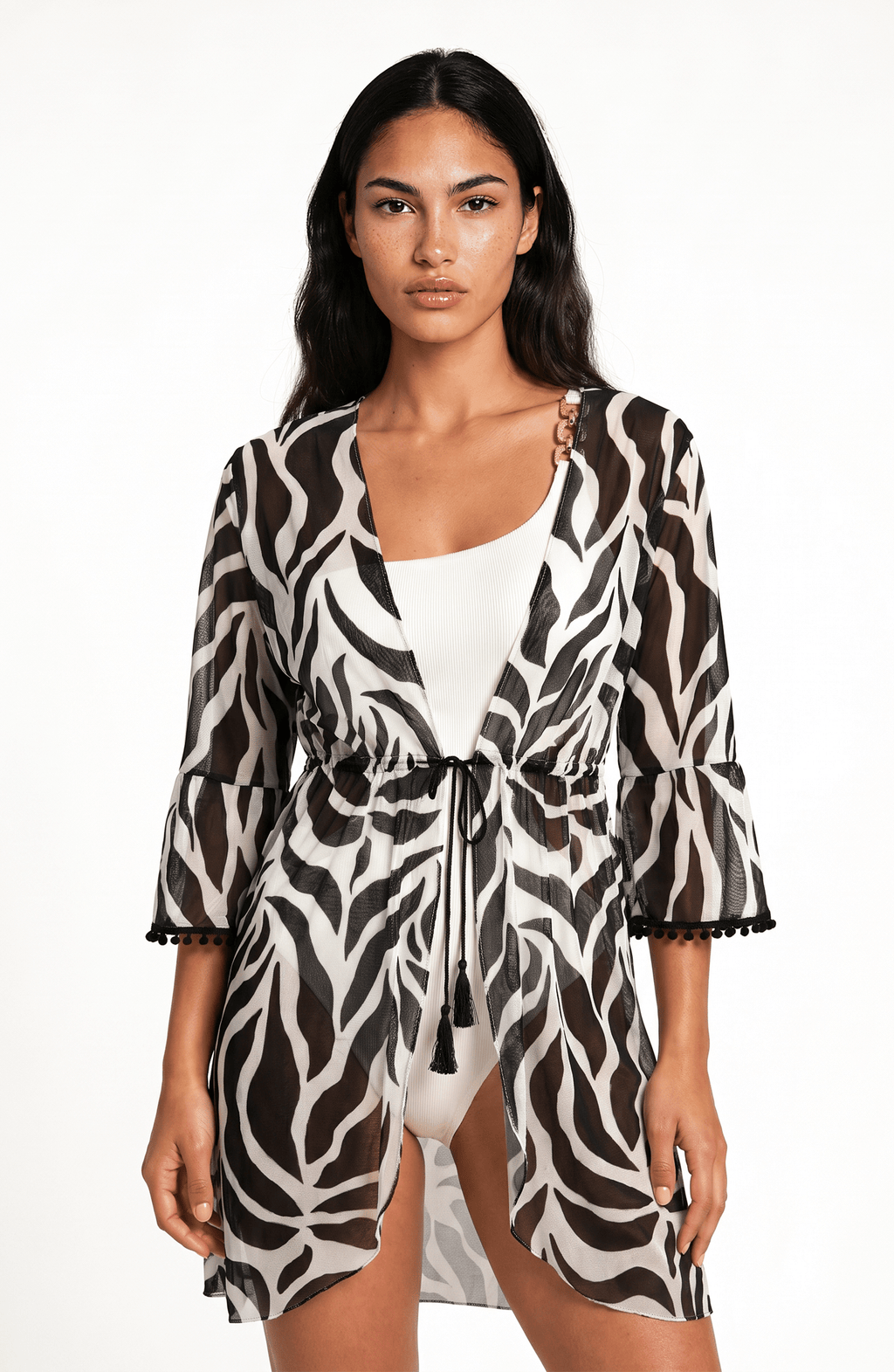 Salida Estampada Zebra, Colección Alquimia - Bari, los mejores trajes de baño y Bikinis. Diseño y tecnología juntos.