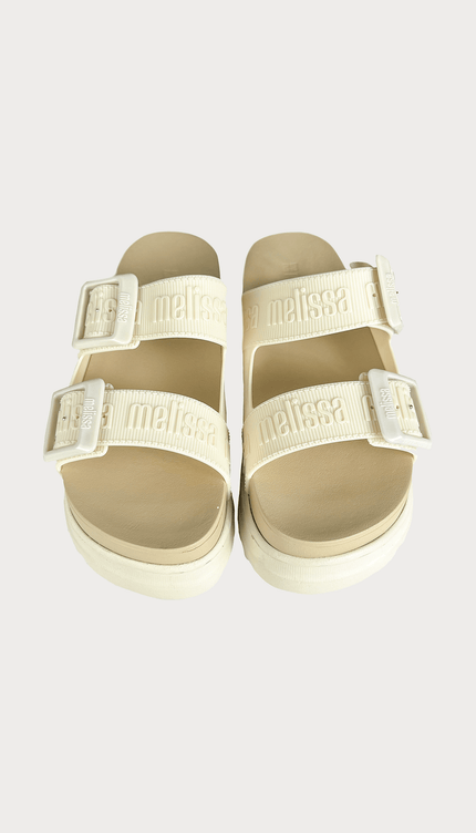 Sandalias Melissa Beige Plataforma - Bari, los mejores trajes de baño y Bikinis. Diseño y tecnología juntos.