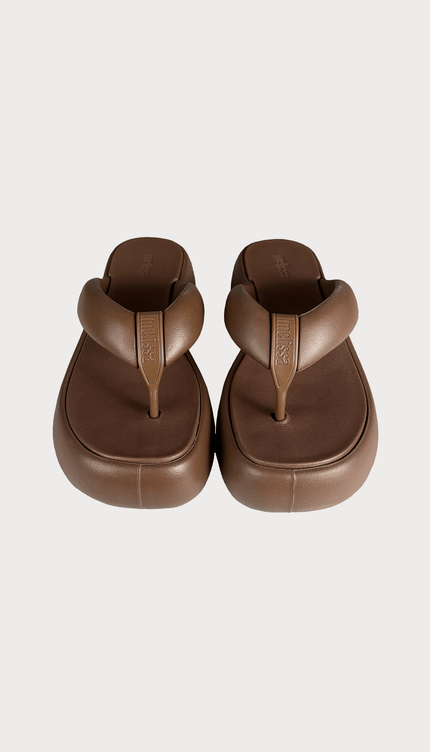 Sandalias Melissa Café con Pata de Gallo y Plataforma - Bari, los mejores trajes de baño y Bikinis. Diseño y tecnología juntos.