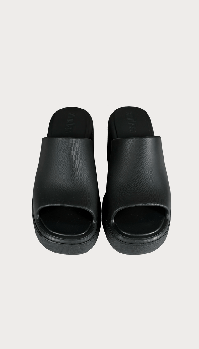 Sandalias Melissa Negra con Plataforma - Bari, los mejores trajes de baño y Bikinis. Diseño y tecnología juntos.