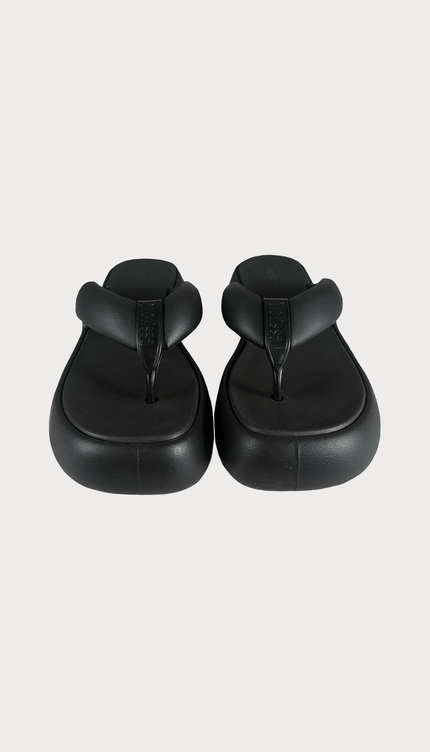 Sandalias Melissa Negras con Pata de Gallo y Plataforma - Bari, los mejores trajes de baño y Bikinis. Diseño y tecnología juntos.